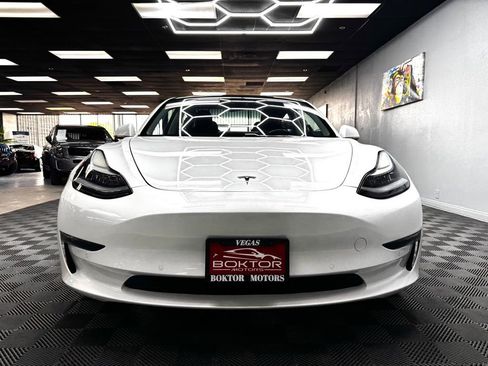 Used 2018 Tesla Model 3 Long Range AWD/4WD image 3