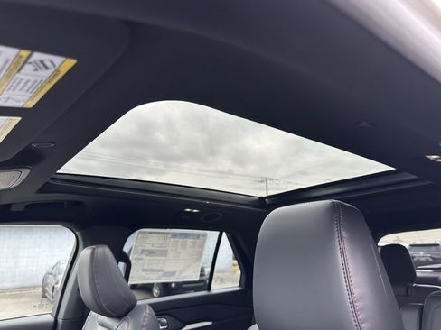 New 2026 Ford Explorer ST-Line w/ ST-Line Street Pack image 6