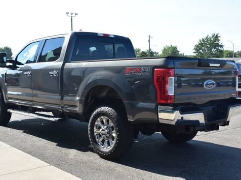 Used 2017 Ford F250 XLT w/ XLT Premium Package AWD/4WD image 15