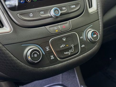 Used 2023 Chevrolet Malibu RS FWD image 17