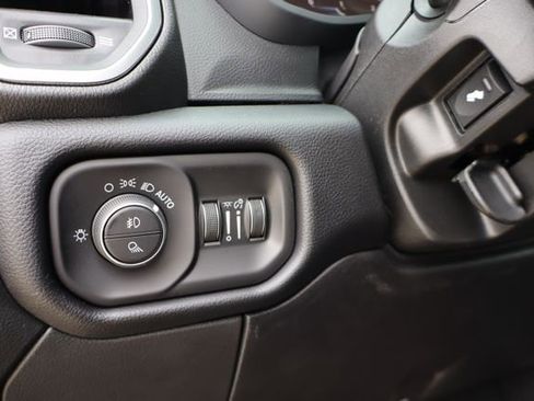 New 2026 RAM 3500 Laramie AWD/4WD image 21
