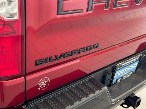 Used 2024 Chevrolet Silverado 1500 LT Trail Boss w/ Convenience Package II AWD/4WD image 48