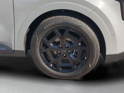 New 2026 Kia Carnival SX Prestige FWD image 9