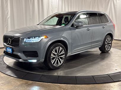 Used 2021 Volvo XC90 T5 Momentum w/ Advanced Package