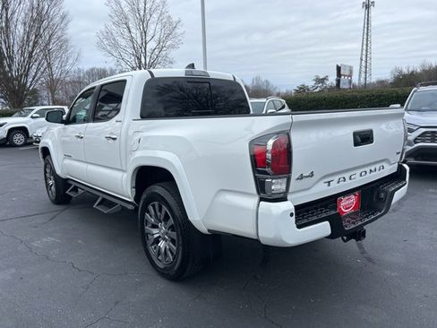Used 2023 Toyota Tacoma Limited image 7