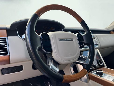 Used 2019 Land Rover Range Rover HSE image 43