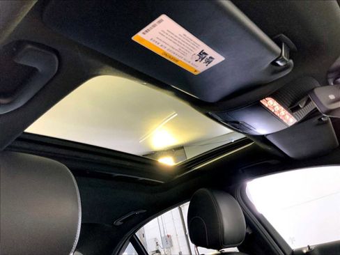 Used 2019 Mercedes-Benz C 300 4MATIC Sedan image 20