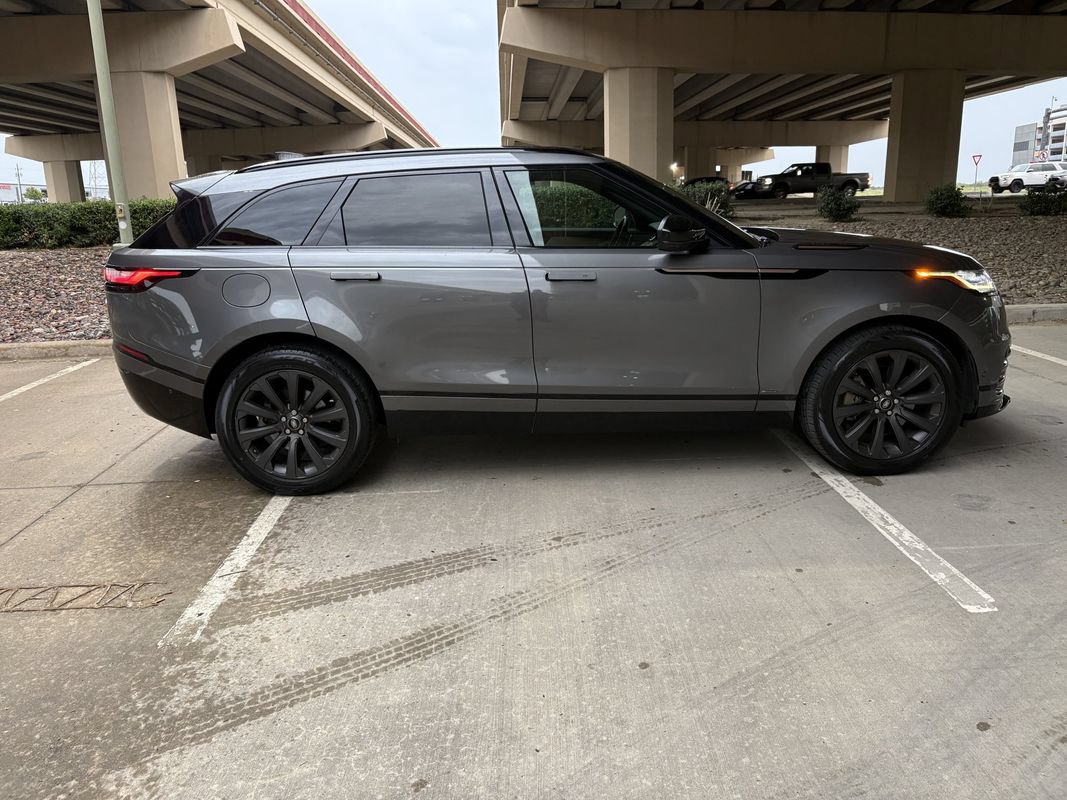 Used 2018 Land Rover Range Rover Velar R-Dynamic SE AWD/4WD image 5