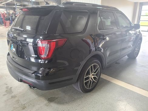 Used 2018 Ford Explorer Sport w/ Equipment Group 401A AWD/4WD image 5