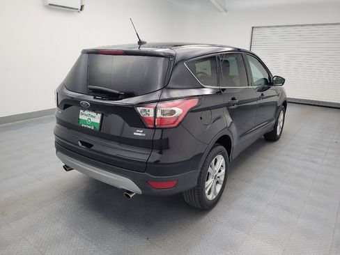 Used 2017 Ford Escape SE AWD/4WD image 9