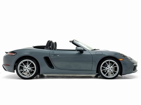 Used 2025 Porsche 718 Boxster image 32
