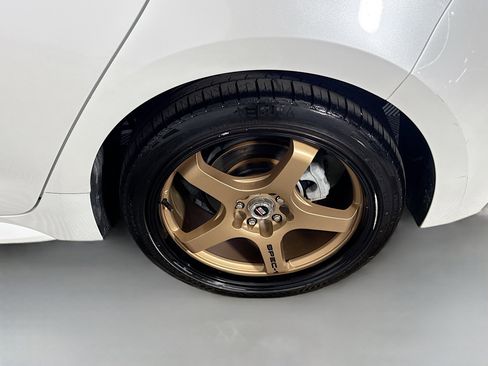 Used 2021 Toyota Corolla SE image 37