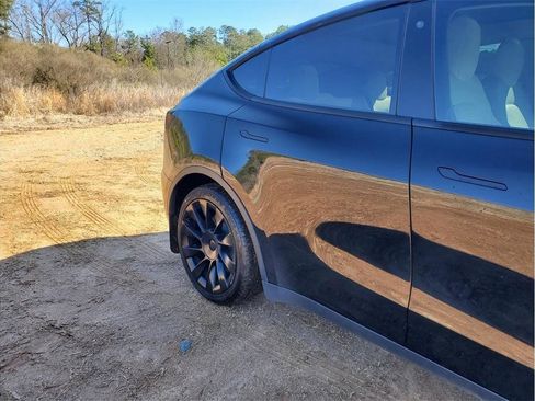 Used 2020 Tesla Model Y Long Range AWD/4WD image 6