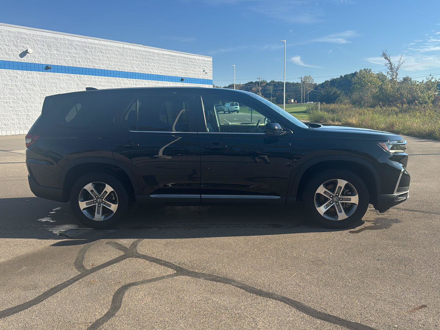Used 2024 Honda Pilot EX-L image 6