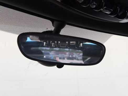 Used 2019 MINI Cooper 2-Door Hardtop FWD image 18