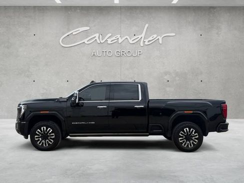 Used 2024 GMC Sierra 2500 Denali Ultimate AWD/4WD image 13