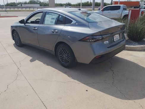 New 2026 Nissan Sentra SV w/ SV Convenience Package image 4