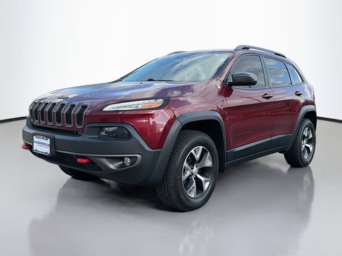 Used 2018 Jeep Cherokee Trailhawk w/ Quick Order Package 27L AWD/4WD image 12