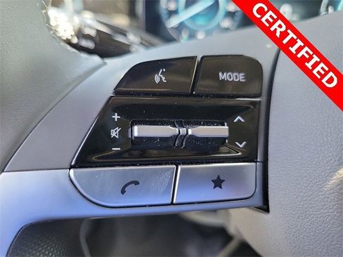 Used 2024 Hyundai Elantra SEL w/ Convenience Package image 4