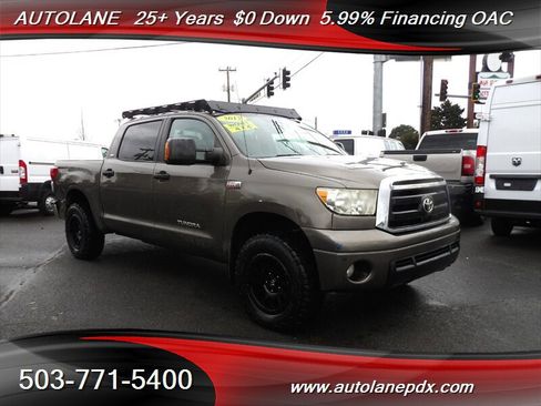 Used 2012 Toyota Tundra 4x4 CrewMax image 4