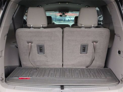 Used 2019 GMC Acadia SLE image 28