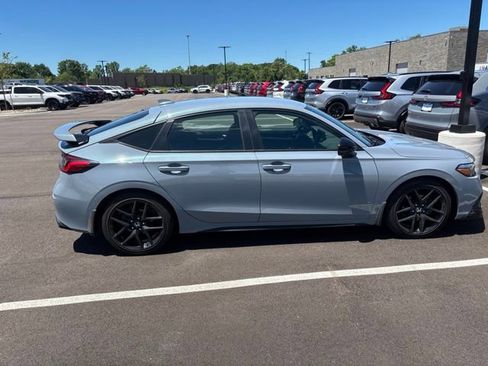Used 2023 Honda Civic Sport image 2