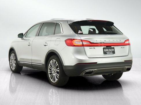 Used 2018 Lincoln MKX Reserve w/ Lincoln MKX Climate Package AWD/4WD image 3