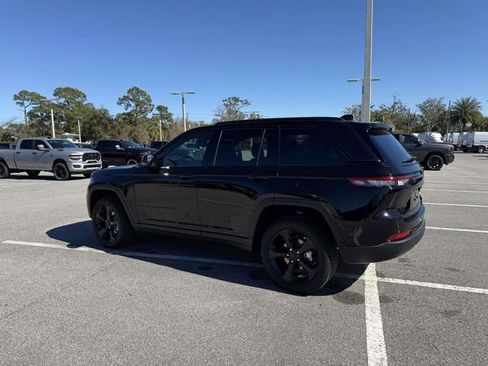 New 2025 Jeep Grand Cherokee Limited image 5