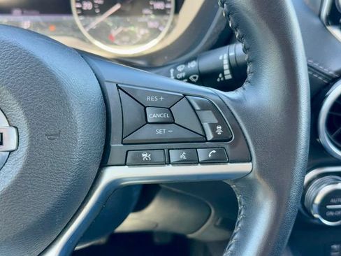 Used 2021 Nissan Sentra SV FWD image 17