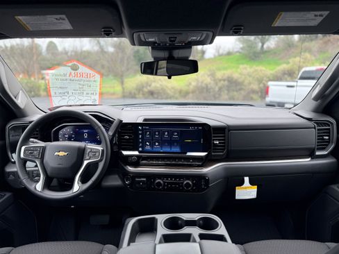 New 2026 Chevrolet Silverado 1500 LT image 17