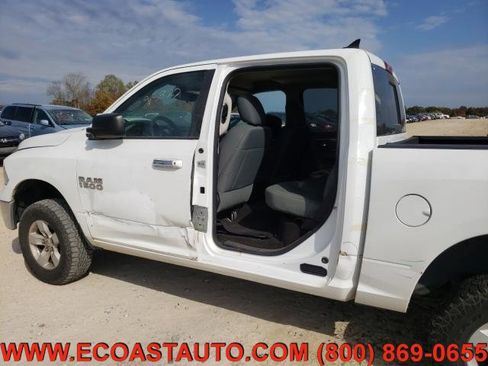 Used 2016 RAM 1500 Classic SLT image 3