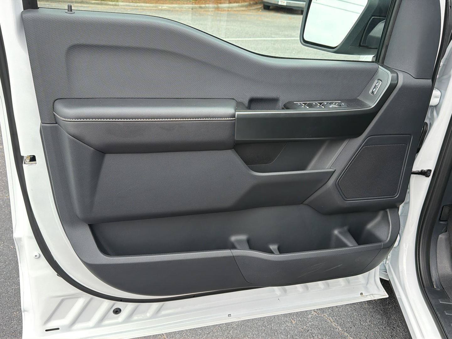 Used 2025 Ford F150 STX w/ Equipment Group 200A RWD image 16
