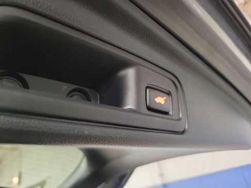 Used 2019 Honda Pilot EX-L image 10