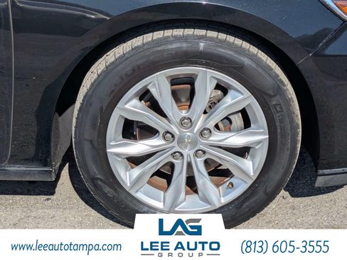 Used 2019 Chevrolet Malibu LT FWD image 9