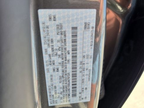 Used 2025 Ford Escape SE image 42