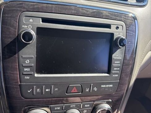 Used 2015 Buick Enclave Leather image 6