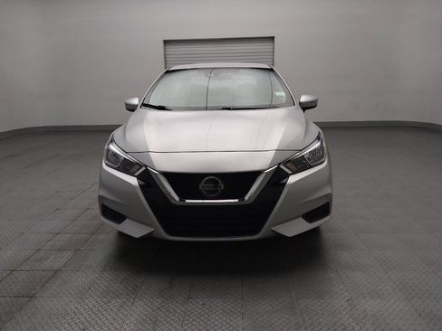 Used 2021 Nissan Versa SV FWD image 14