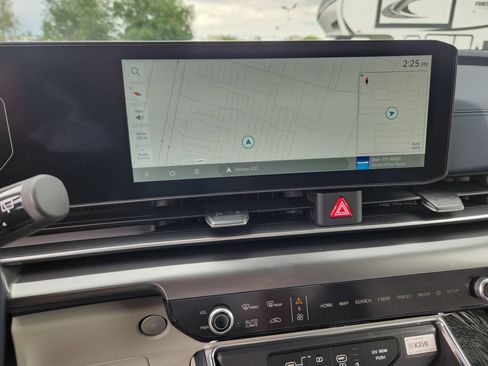 New 2026 Kia Carnival SX w/ SX Dark Edition Package FWD image 15