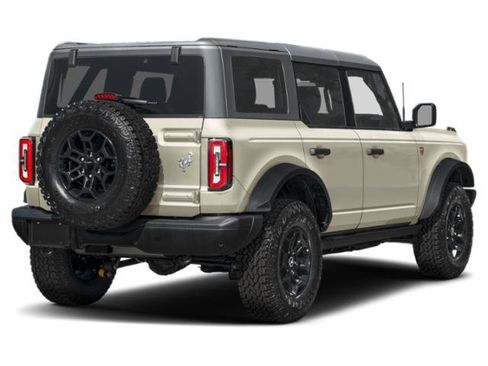 Used 2026 Ford Bronco Badlands AWD/4WD image 3