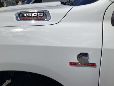 New 2026 RAM 3500 Tradesman AWD/4WD image 22