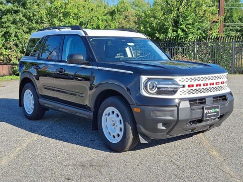 New 2025 Ford Bronco Sport Heritage w/ Convenience Package image 2