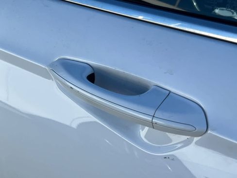 Used 2019 Ford Fusion SE image 19