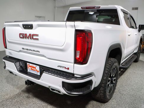 Used 2023 GMC Sierra 1500 AT4 w/ AT4 Premium Package image 8