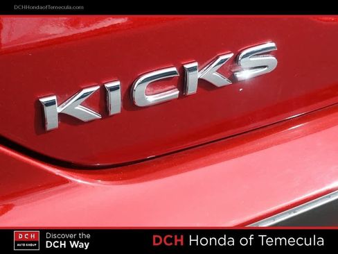 Used 2023 Nissan Kicks SR image 7