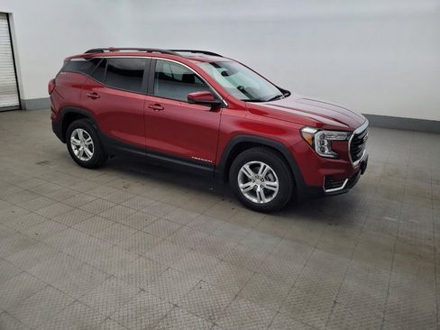 Used 2024 GMC Terrain SLE w/ Driver Convenience Package AWD/4WD image 11