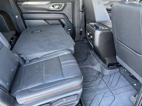 Used 2023 Chevrolet Suburban RST AWD/4WD image 23