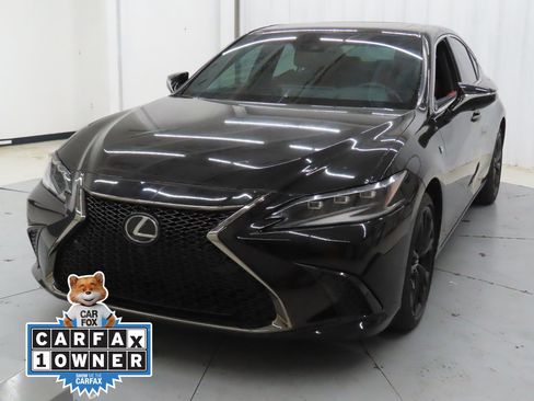 Used 2024 Lexus ES 300h F Sport w/ Accessory Package (Z2) image 7
