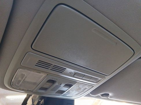 Used 2016 Honda Accord Touring image 21