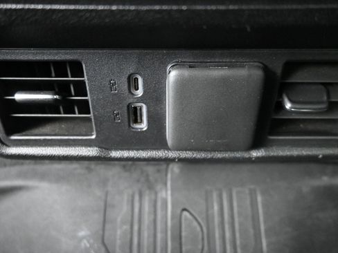 Used 2023 GMC Sierra 1500 Elevation w/ LPO, Elevation Black Package image 21