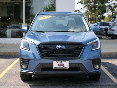 Certified 2023 Subaru Forester Premium AWD/4WD image 40